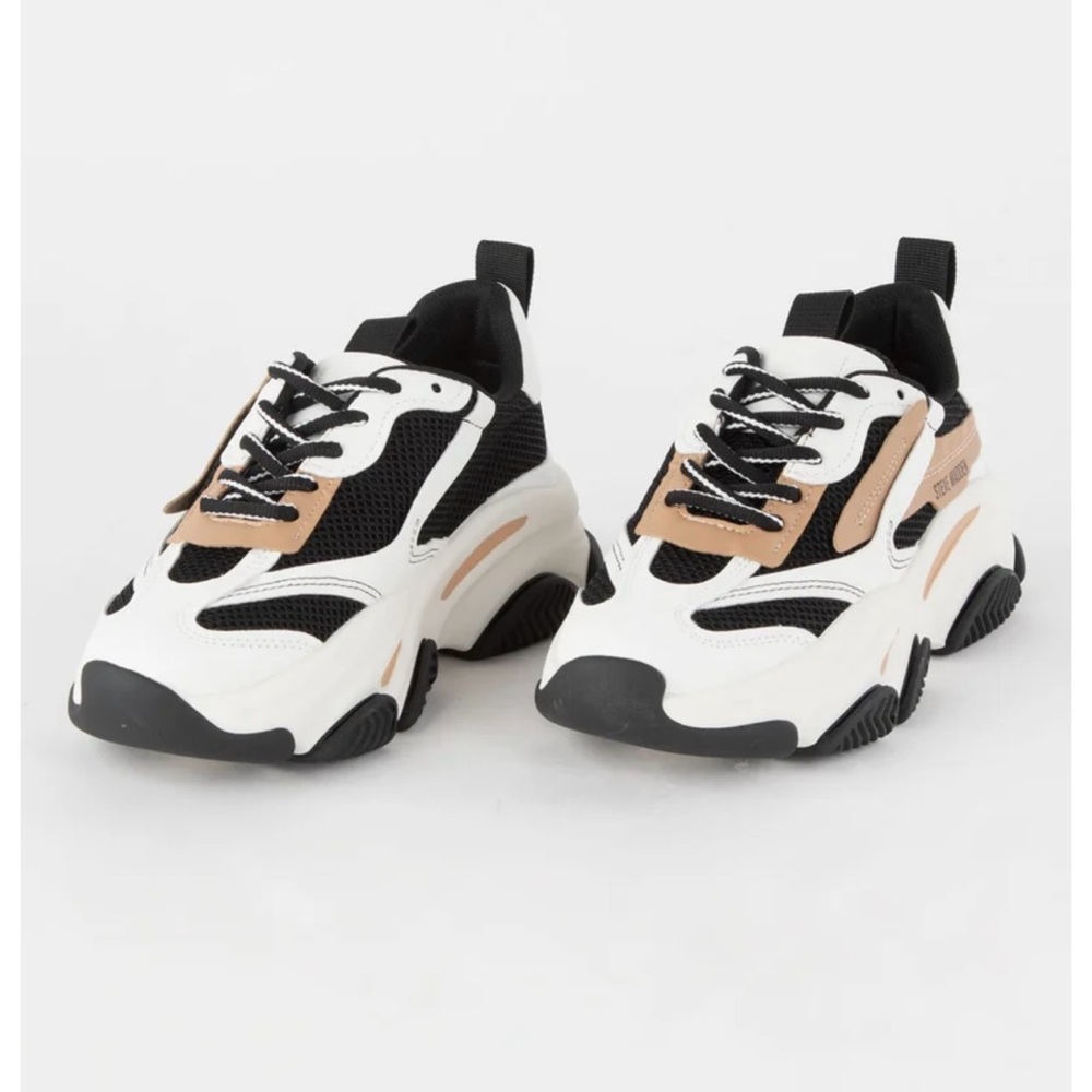 Steve Madden sneakers like new